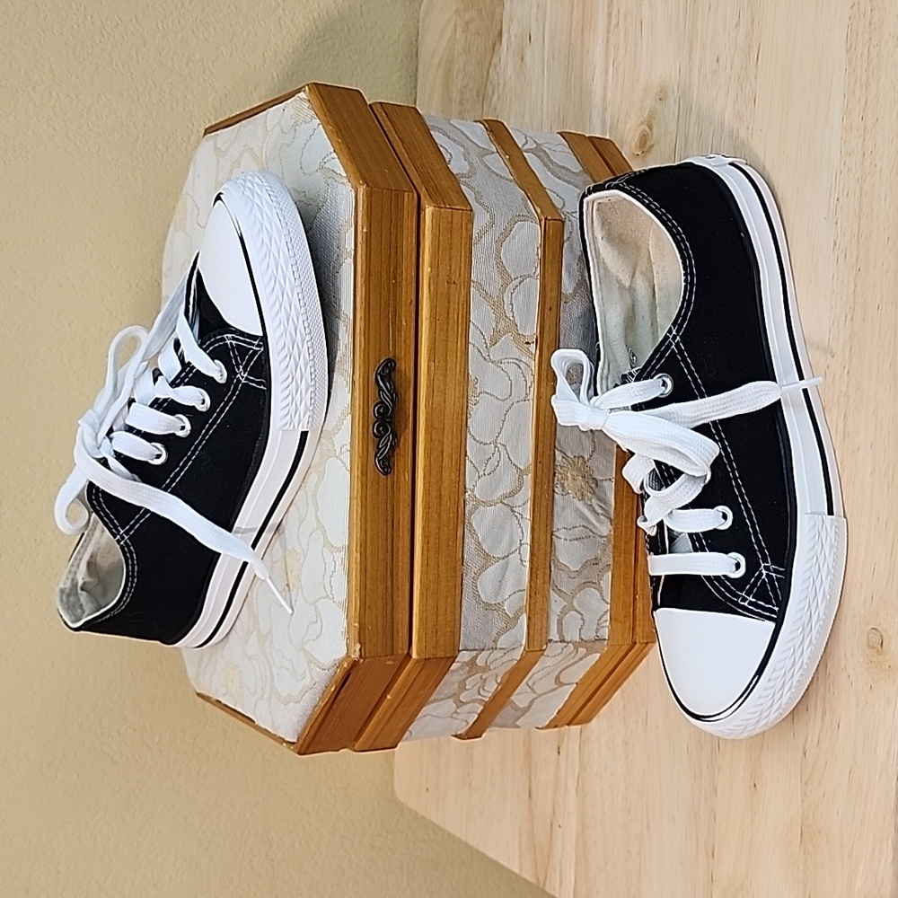 Lace Up Canvas Sneakers